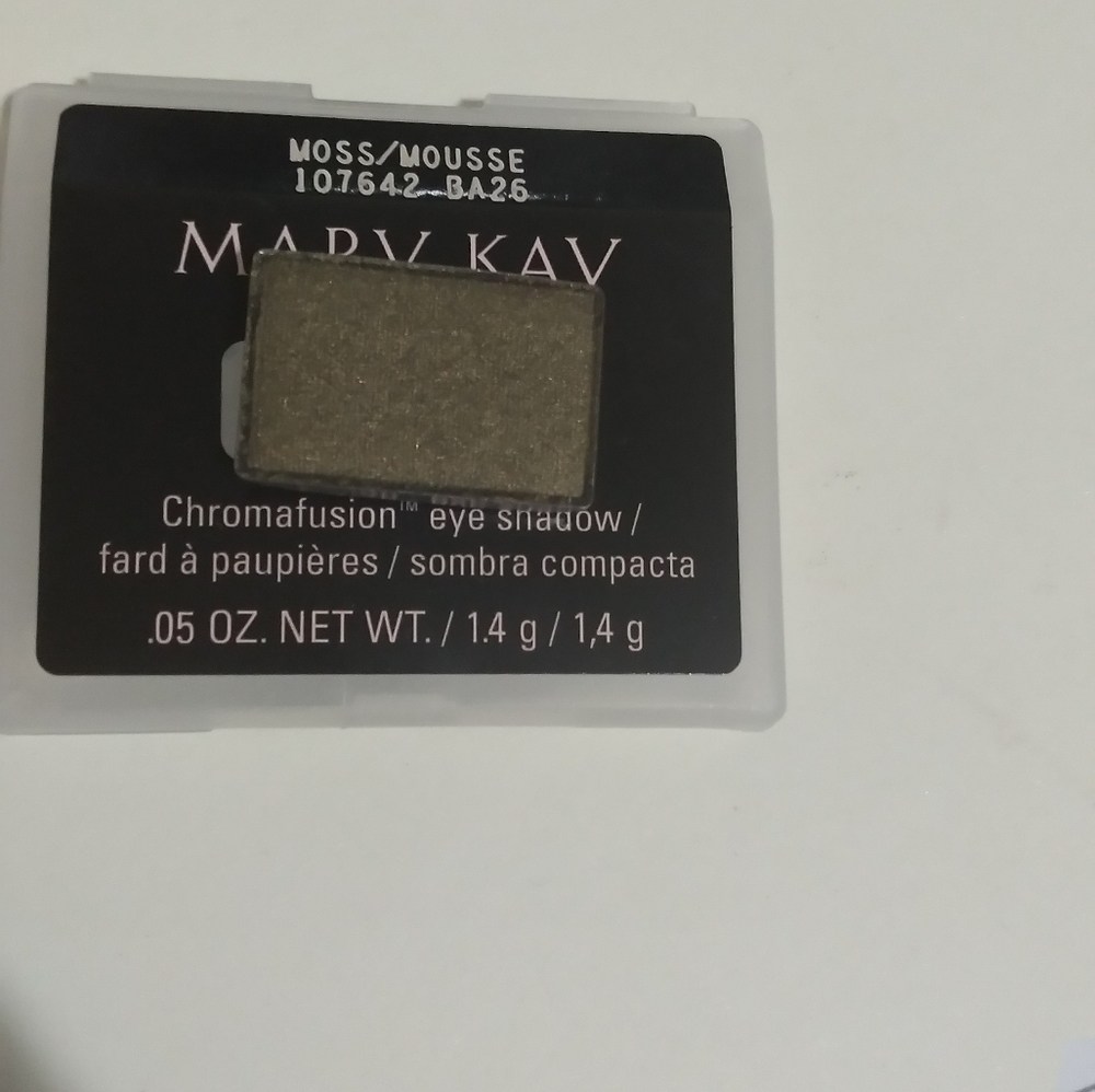 Eye shadow
